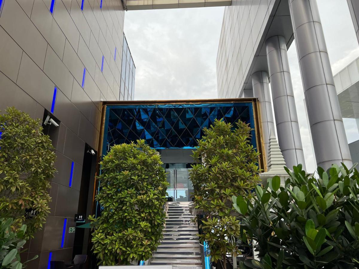 Platinum Klcc By Moonorchid * Kuala Lumpur