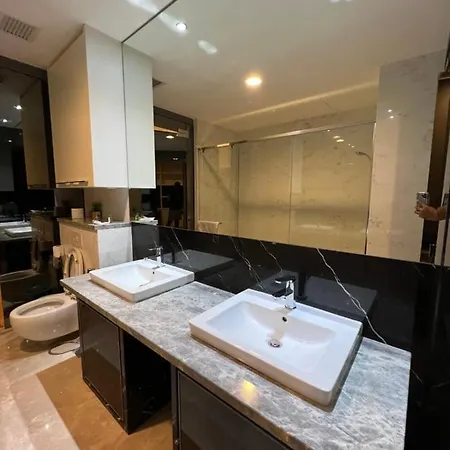 Platinum Suites Klcc By Moonorchid Kuala Lumpur Exterior photo
